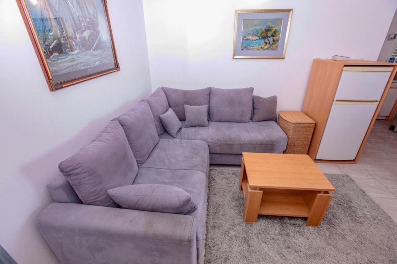 Vila Pinet Apartment Brist Luaran gambar