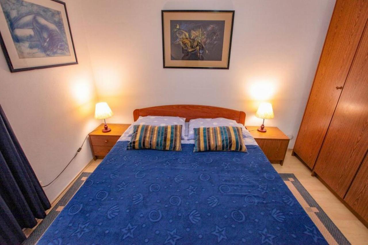 Vila Pinet Apartment Brist Luaran gambar